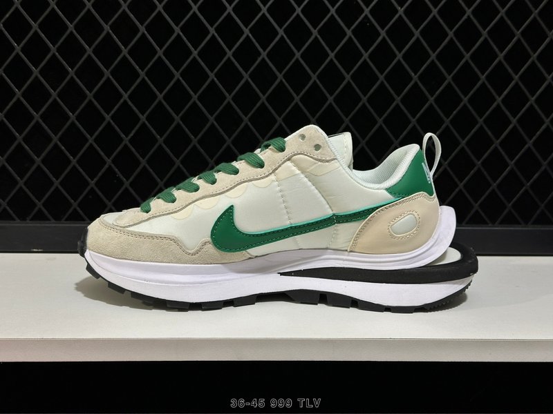 나이키 Sacai 콜라보 페가수스 베이퍼플라이 SP 001-270672