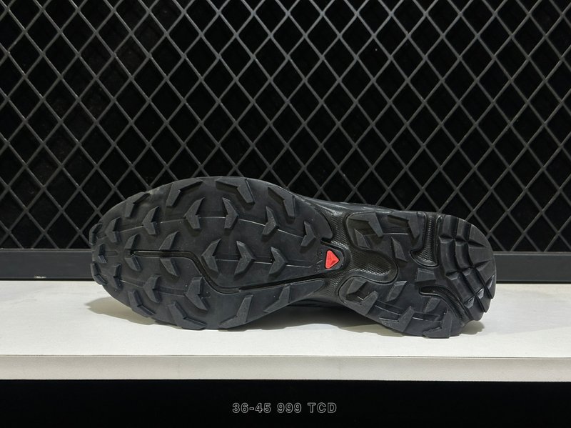 살로몬 XT-6 GTX 기능성 아웃도어 트레일 러닝화 001-270703