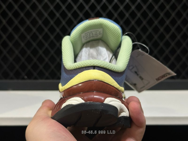 샐러몬 XT-4 MULE 반슬리퍼 운동화 001-270720