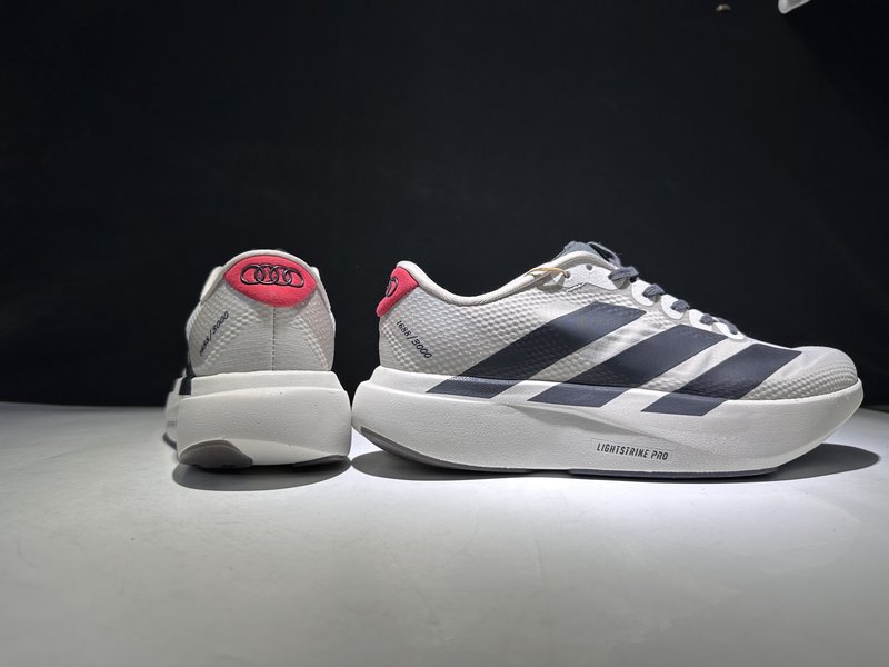 아우디 콜라보 아디다스 Adizero 초경량 러닝화 001-270934