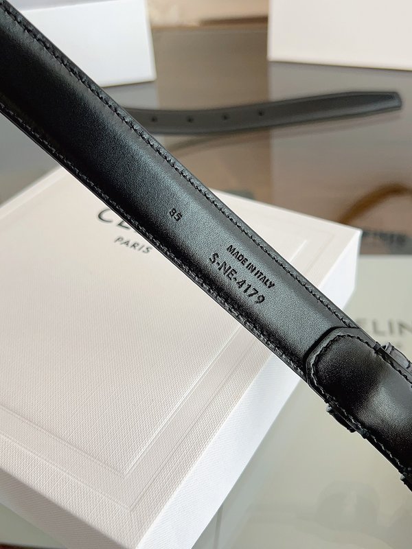 CÉLINE 셀린 VIVIENNE 벨트 001-270982