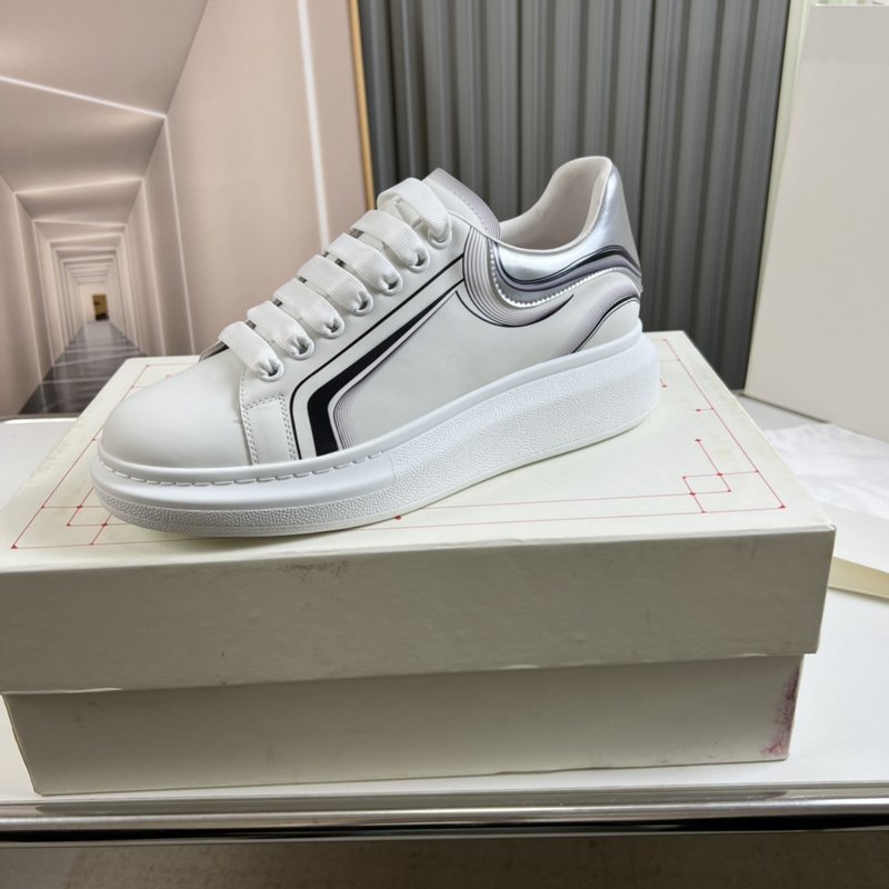 Alexander McQueen 매장 인기 커플 스니커즈 001-271075