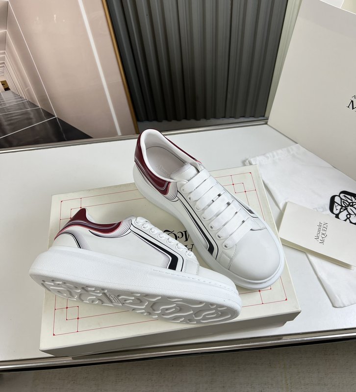 Alexander McQueen 커플 스니커즈 001-271077