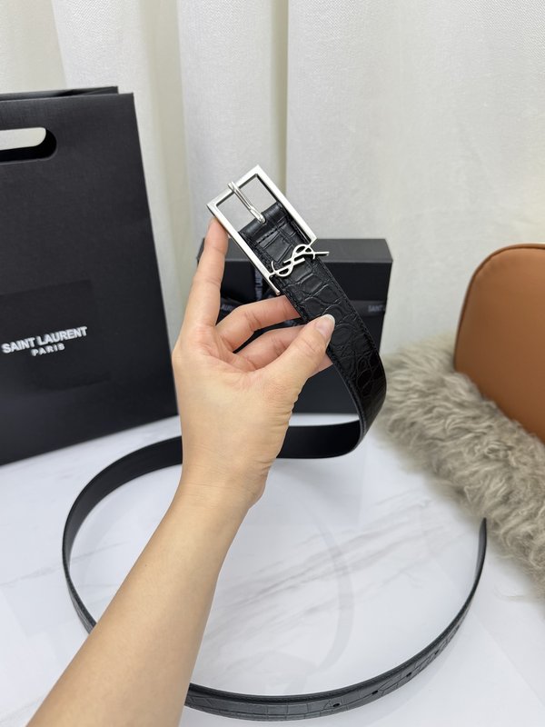 생로랑 여성 가죽 벨트 001-271123