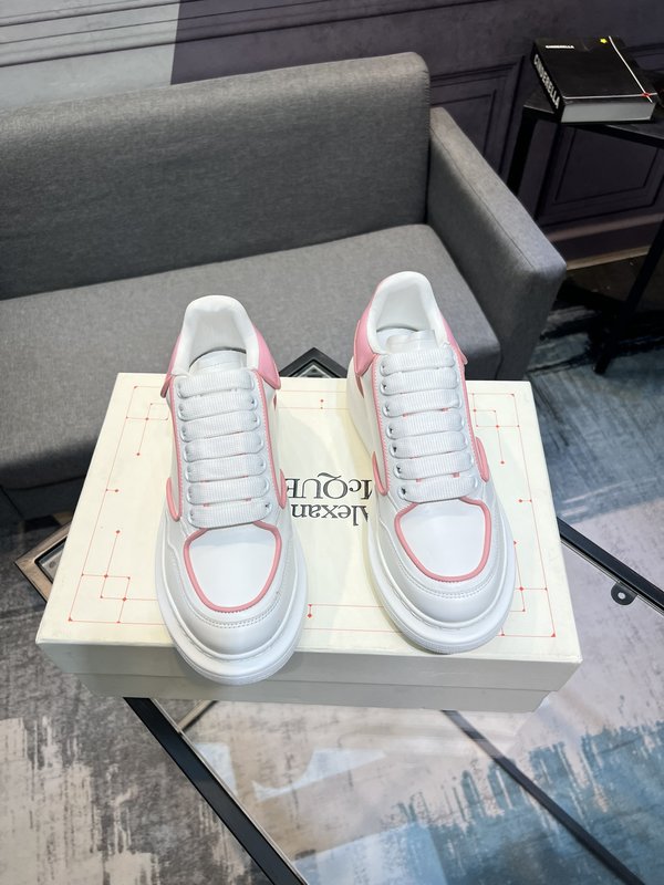 Alexander McQueen 스니커즈 화이트/핑크 001-271145