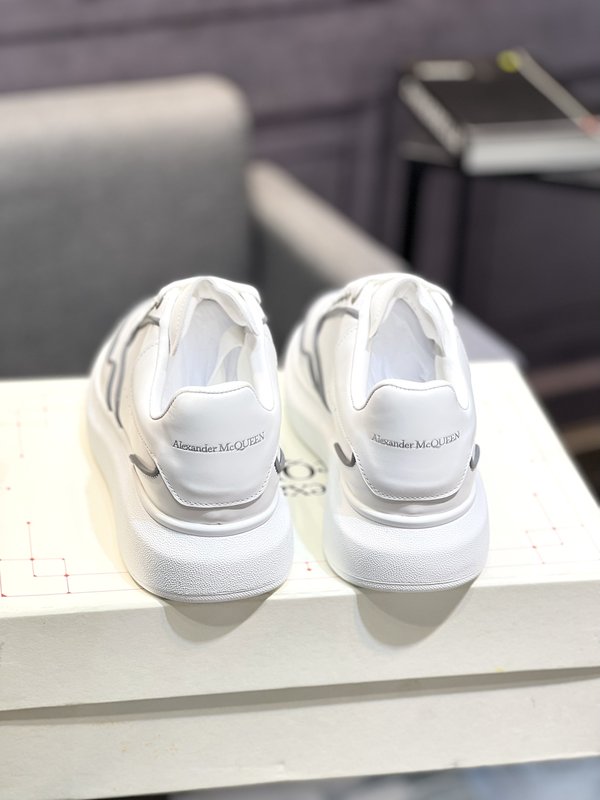 알렉산더 맥퀸 오버사이즈 운동화 화이트 스니커즈 001-271146