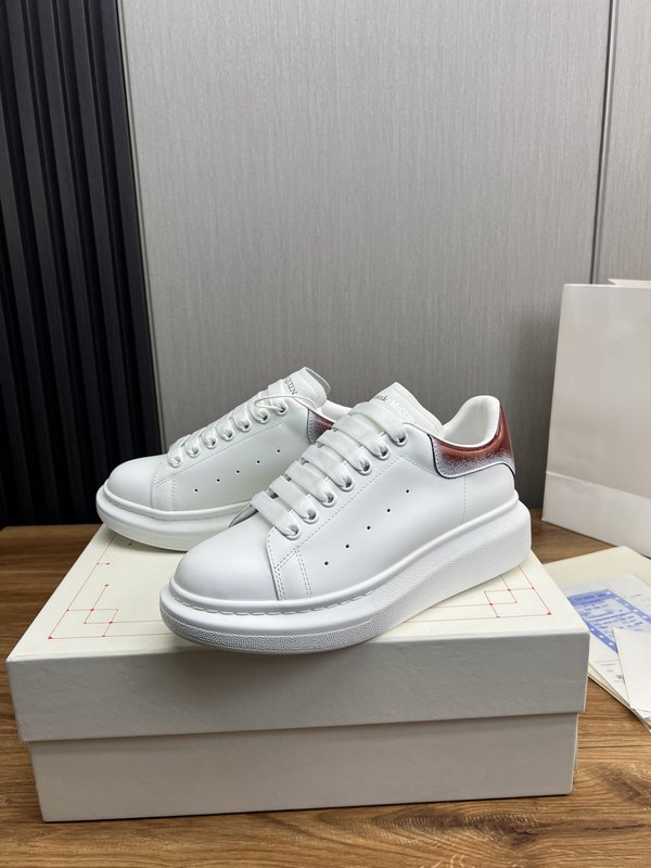 Alexander McQueen 커플 스니커즈 001-271202