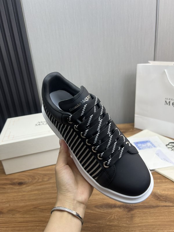 Alexander McQueen 커플 스니커즈 001-271212