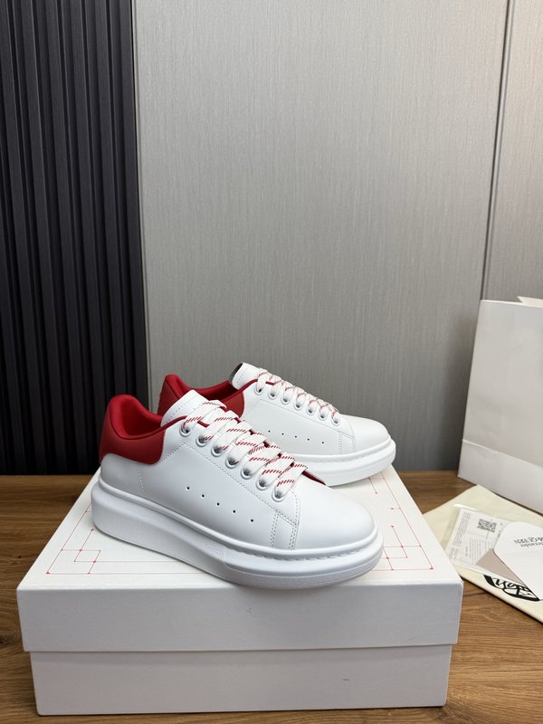 Alexander McQueen 커플 스니커즈 001-271253