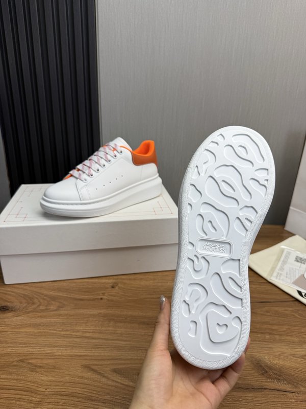 Alexander McQueen 고급 버전 커플 운동화 001-271256