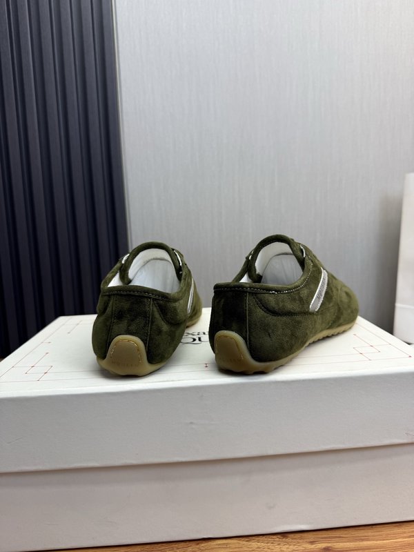 알렉산더 맥퀸 데일리 스니커즈 커플 001-271275