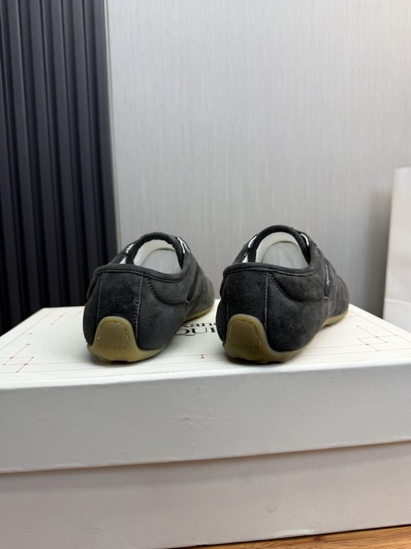 Alexander McQueen 데일리 트레이닝화 커플 001-271279