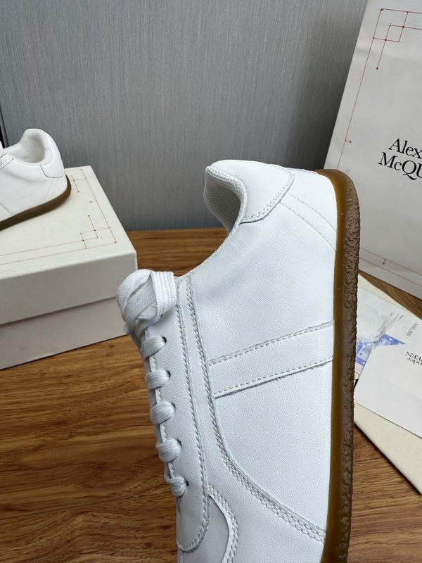 Alexander McQueen 데일리 스니커즈 (커플 001-271326