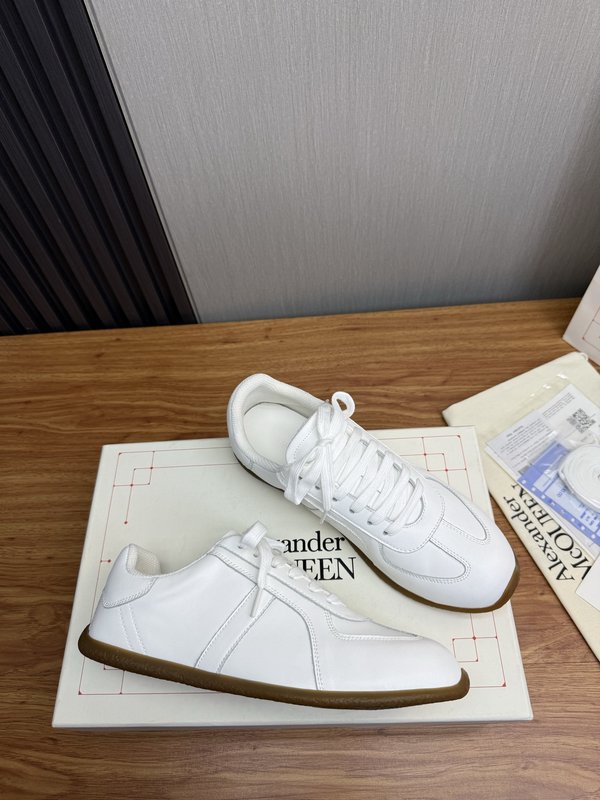 Alexander McQueen 데일리 스니커즈 (커플 001-271326