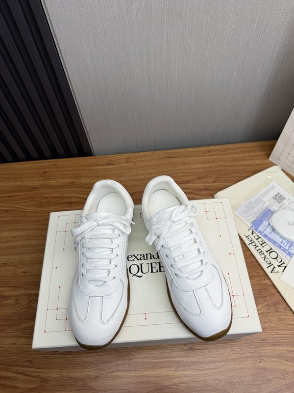 Alexander McQueen 데일리 스니커즈 (커플 001-271326