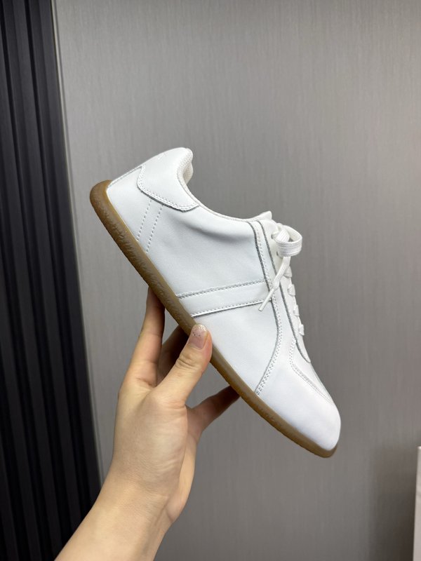 Alexander McQueen 데일리 스니커즈 (커플 001-271326