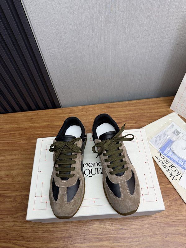 알렉산더 맥퀸 데일리 트레이너 커플 001-271327