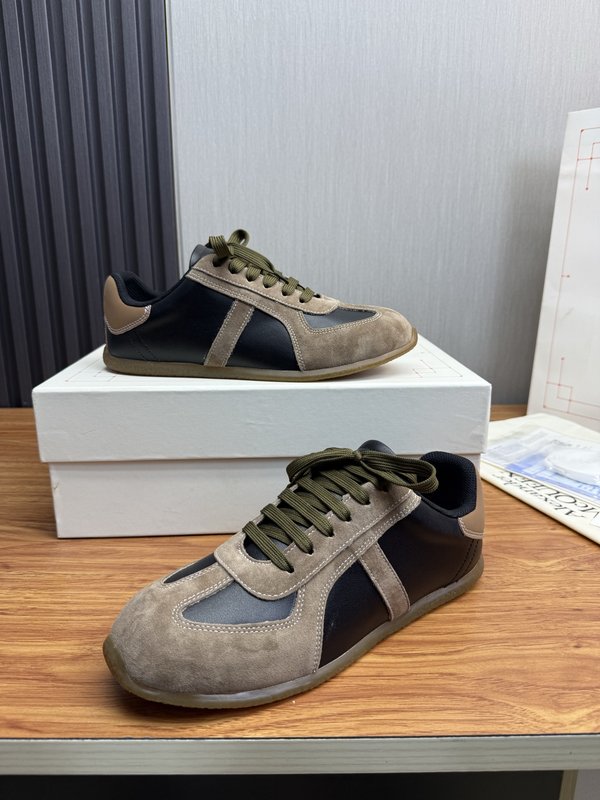 알렉산더 맥퀸 데일리 트레이너 커플 001-271327