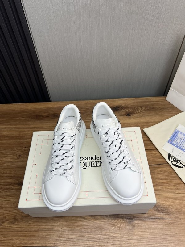 Alexander McQueen 커플 화이트 운동화 001-271353
