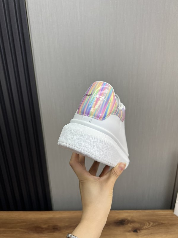 Alexander McQueen 커플 운동화 001-271354