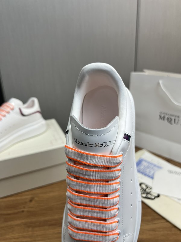 Alexander McQueen 커플 스니커즈 001-271361