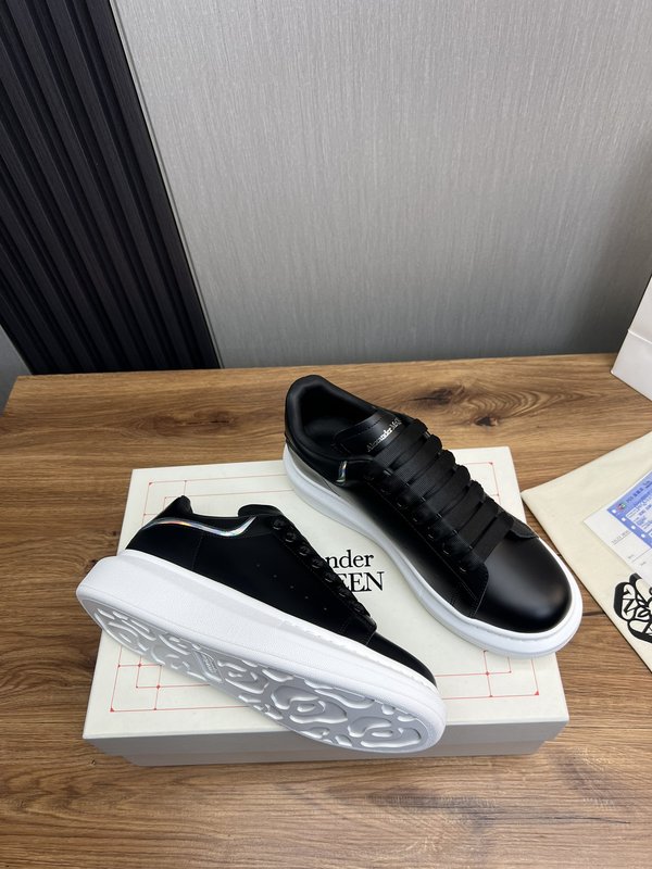 Alexander McQueen 최고급 버전 운동화 001-271369