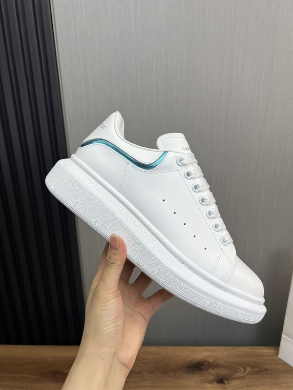 Alexander McQueen 커플 스니커즈 001-271388