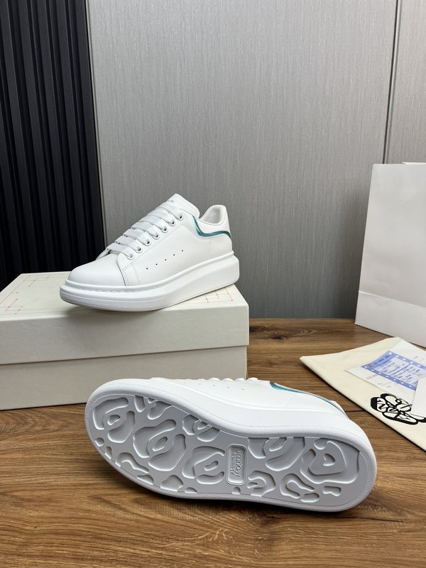 Alexander McQueen 커플 스니커즈 001-271388