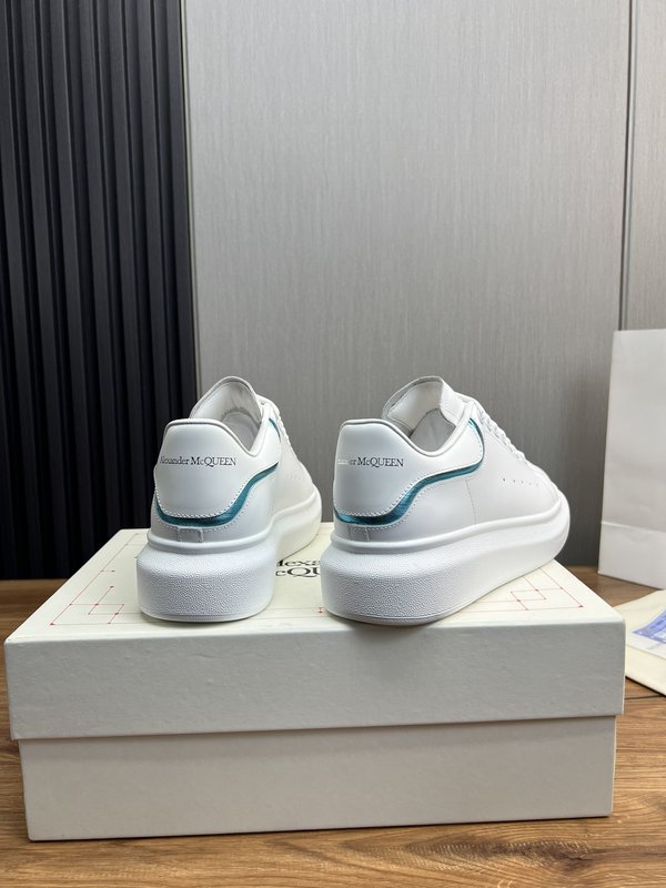 Alexander McQueen 커플 스니커즈 001-271388
