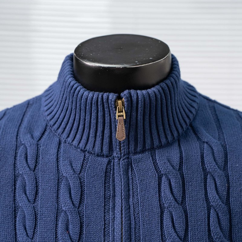Ralph Lauren 자수 포니 케이블 니트 하프 집 001-271422