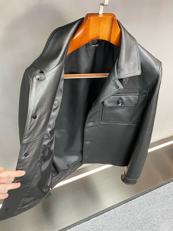 Tom Ford 워크 칼라 양피 재킷 001-271434