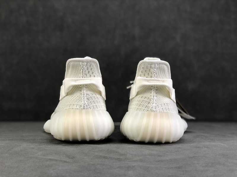 이지 350 V2 연꽃 화이트 001-271442