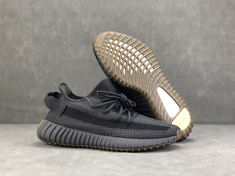 Yeezy 350 V2 블랙/베이지 001-271446