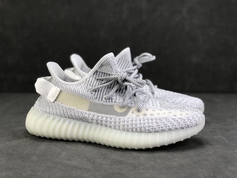 Yeezy 350 V2 화이트 스타더스트 001-271449