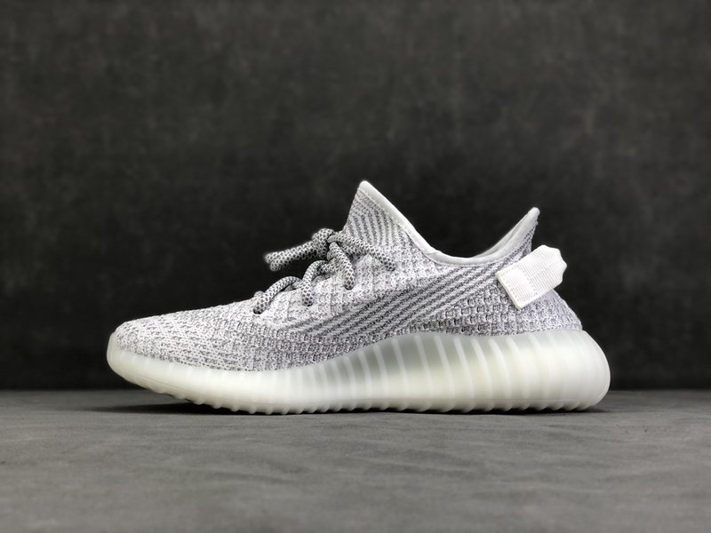 Yeezy 350 V2 화이트 스타더스트 001-271449