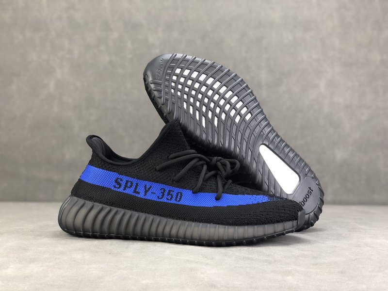 YEEZY 350 V2 블랙블루 001-271454