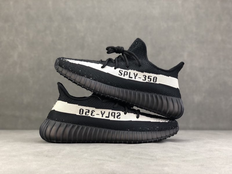 코코넛 350v2 블랙 & 화이트 001-271457