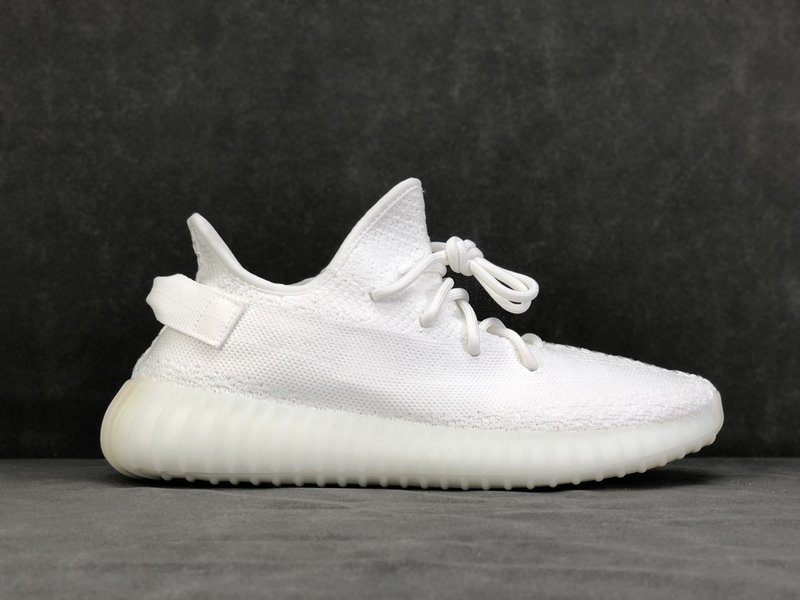 YEEZY 350 V2 올화이트 001-271461