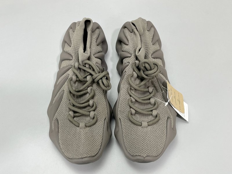 Yeezy 450 Cinder 잿빛 운동화 001-271482