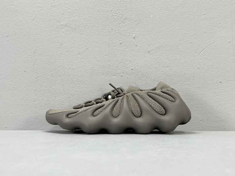 Yeezy 450 Cinder 잿빛 운동화 001-271482