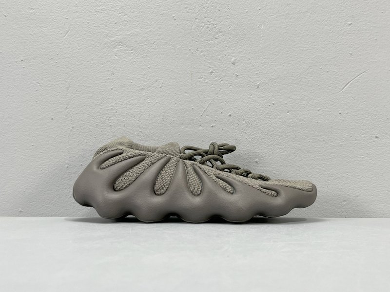 Yeezy 450 Cinder 잿빛 운동화 001-271482
