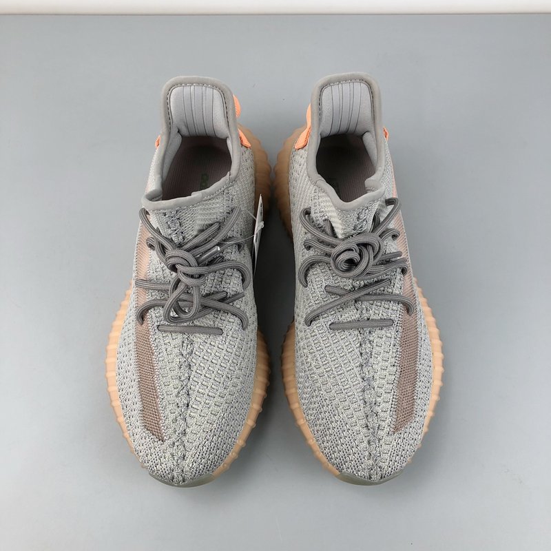 Yeezy Boost 350 V2 운동화 001-271487