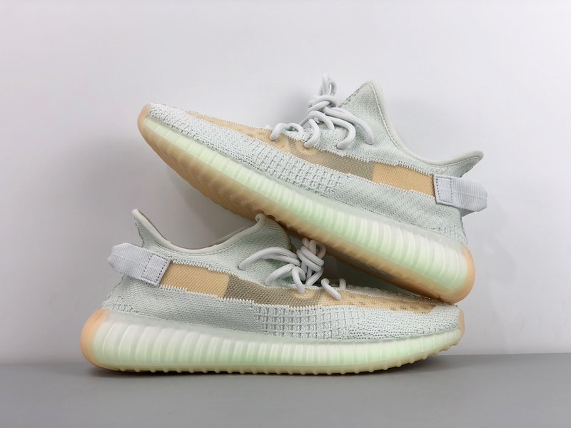 Yeezy 350 V2 아시아 한정판 001-271488