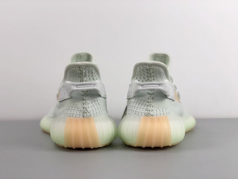 Yeezy 350 V2 아시아 한정판 001-271488