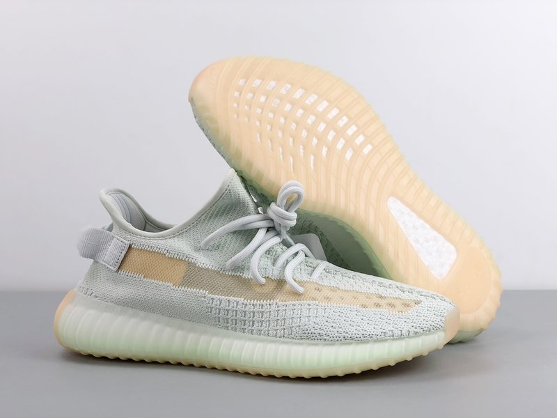 Yeezy 350 V2 아시아 한정판 001-271488