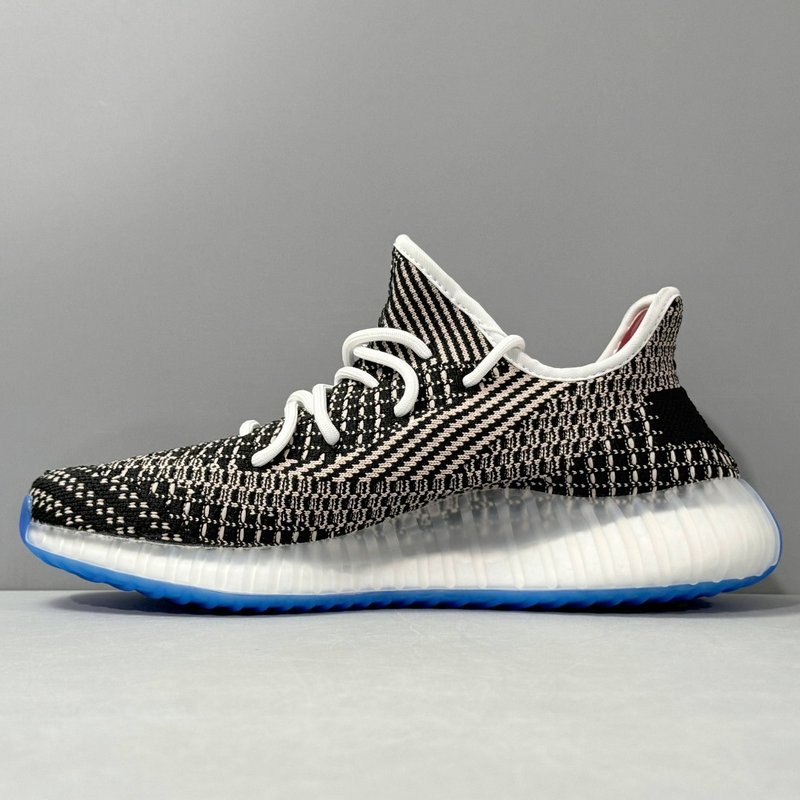 아디다스 Yeezy 350 V2 라이프 스니커즈 001-271491