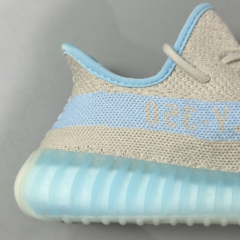 Yeezy 350 V2 하늘색 스니커즈 001-271492