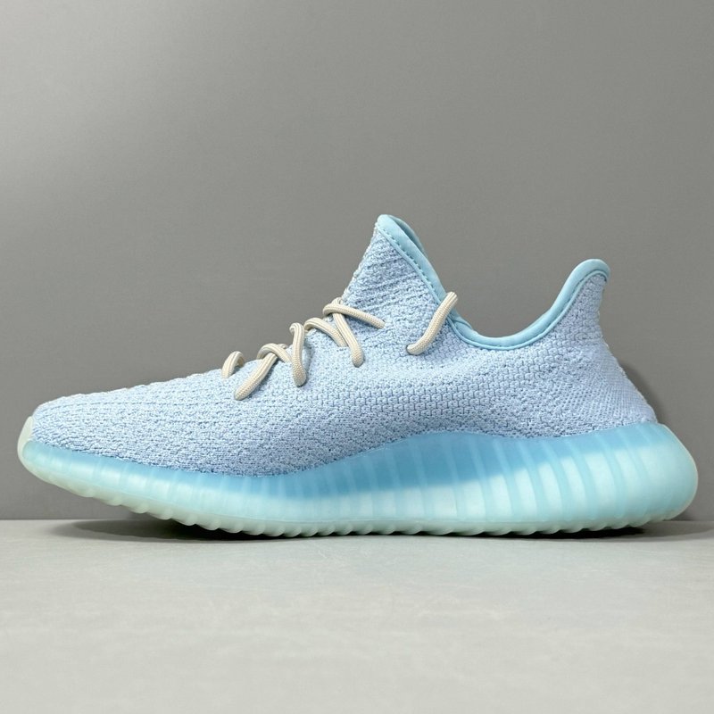 Yeezy 350 V2 하늘색 스니커즈 001-271492
