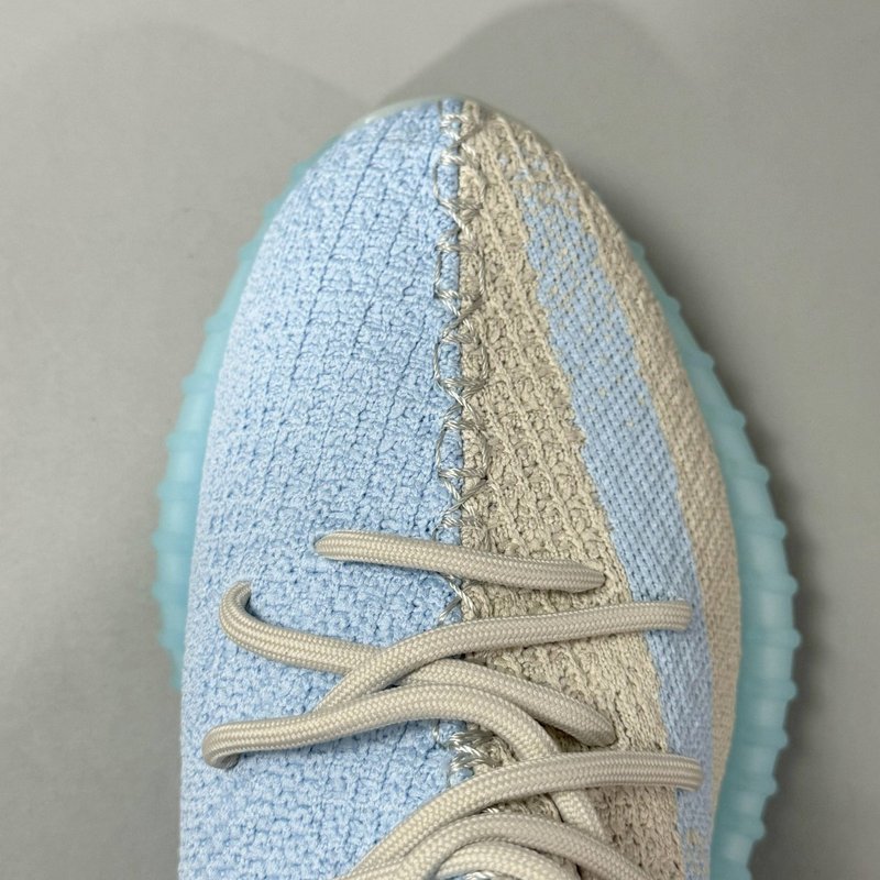 Yeezy 350 V2 하늘색 스니커즈 001-271492