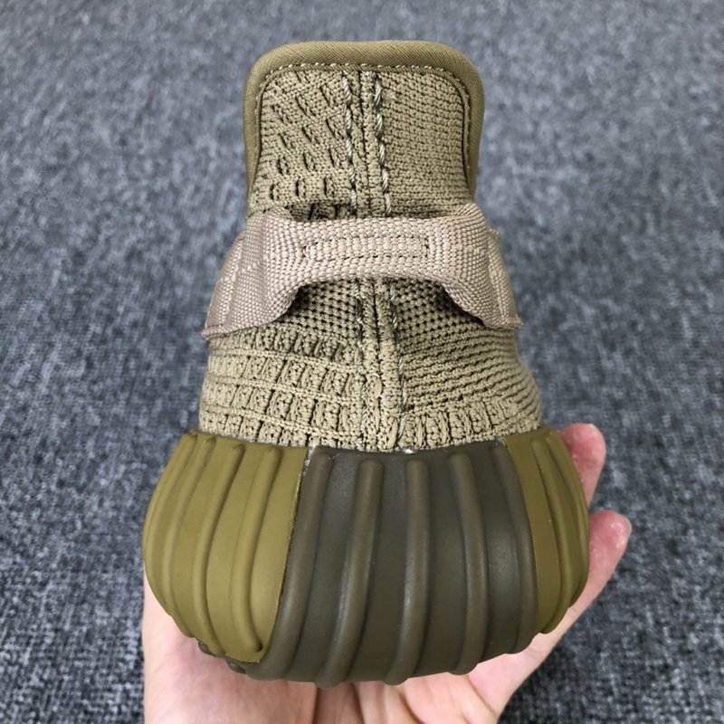 아디다스 이지 350 V2 운동화 001-271502